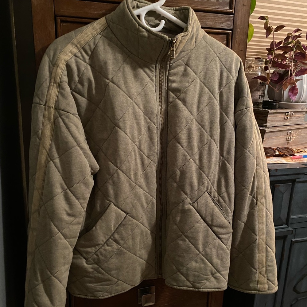 Women’s zip up jacket